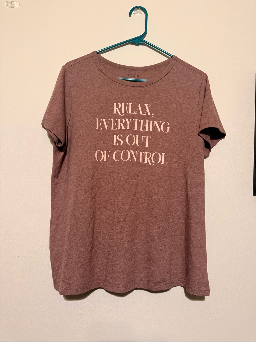 torrid Mauve Short Sleeve Tee with Cream Graphic